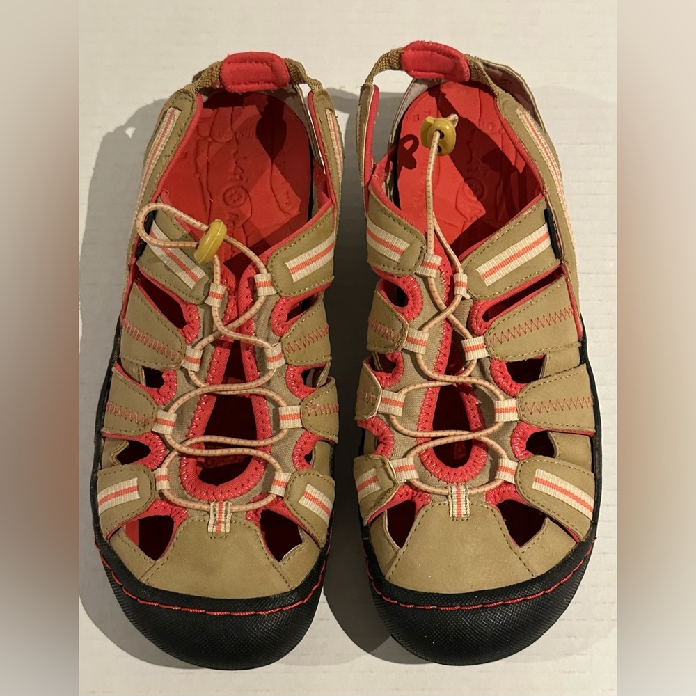 J-41 Jeep Adventure On women’s vegan water sports shoe sandal pink/ tan Sz 7.5M